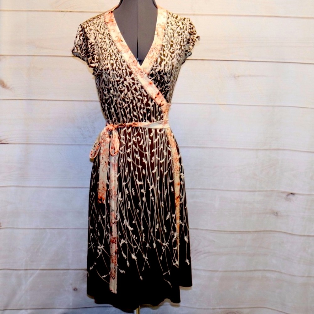 NWOT Elie Tahari Silk Wrap Dress small